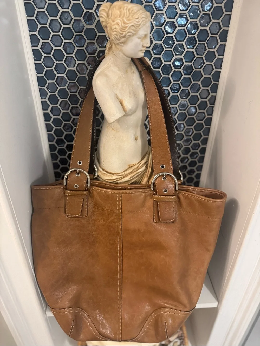 Coach 9547 Vintage Large Tan Leather Handbag Shoulder Saddle Hobo Bag carry all